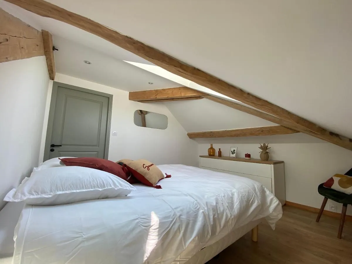 Appartement De Charme Au Pied Du Grand Colombier Culoz