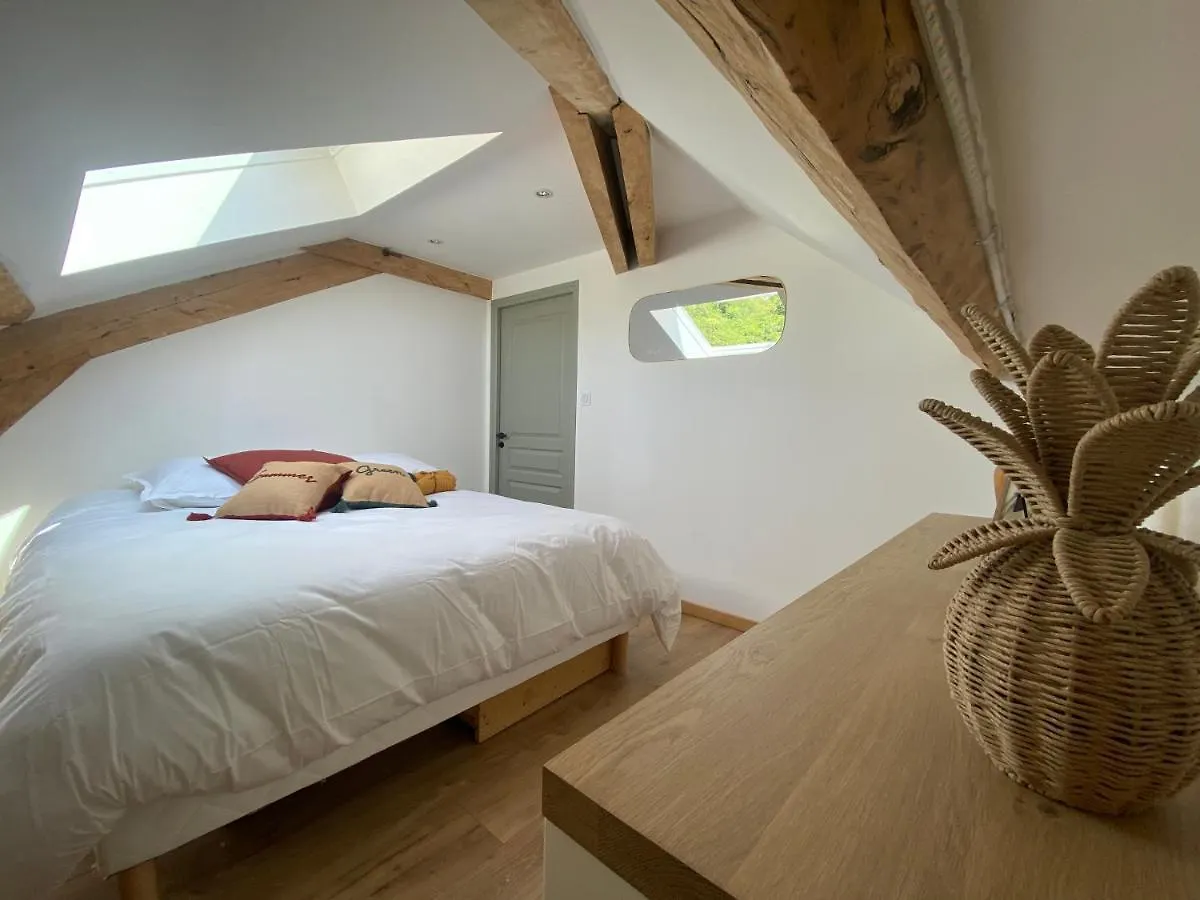 Appartement De Charme Au Pied Du Grand Colombier Culoz