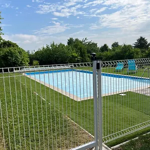 De L'ebaupin Hébergement de vacances